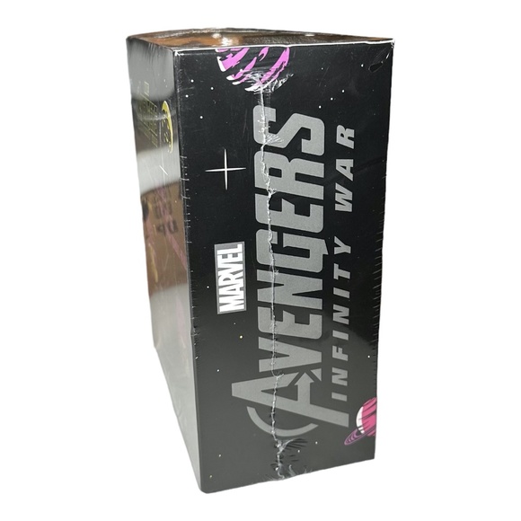 Funko Pop! Tees Marvel Avengers Infinity War Tee Vinyl Set - XL - Picture 4 of 4